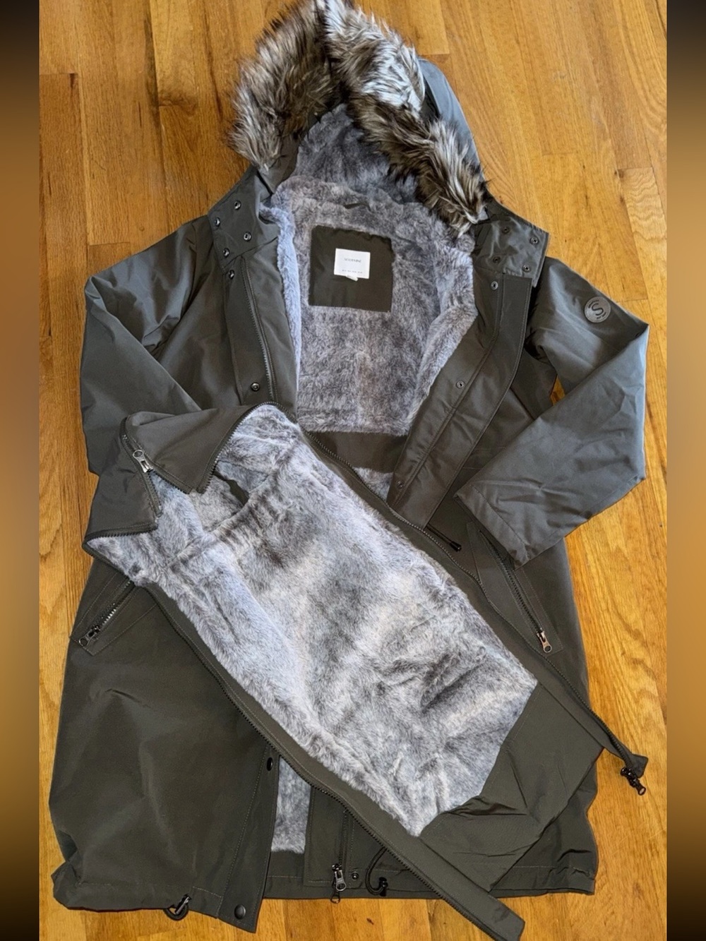 Women's Baby Wearing Olive Faux-Fur Lined Parka Jacket